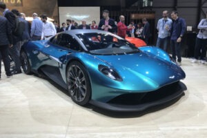 2021 Aston Martin Vanquish Images