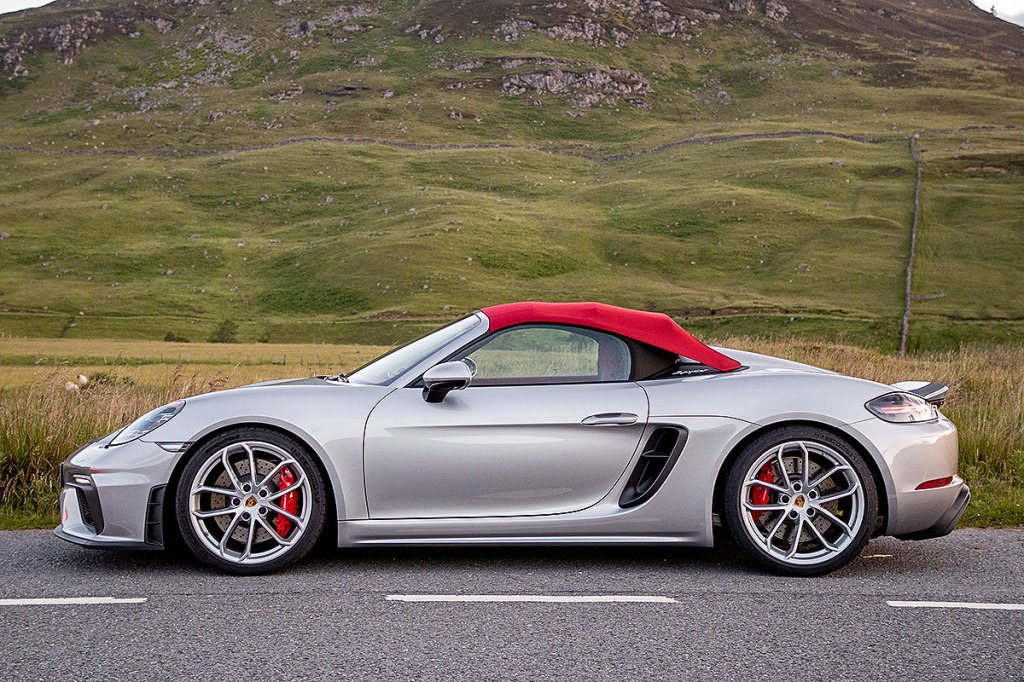 2021 McLaren 570S Coupe Drivetrain
