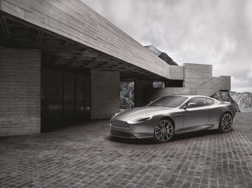 2021 Aston Martin DB9 Interior