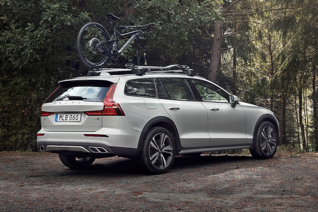 2021 Volvo S60 R Release date